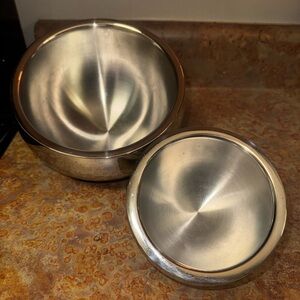 EUC 2 Pcs CB2 Crate & Barrel Stainless Tilted Dbl Wall Bowls Snack & Nuts